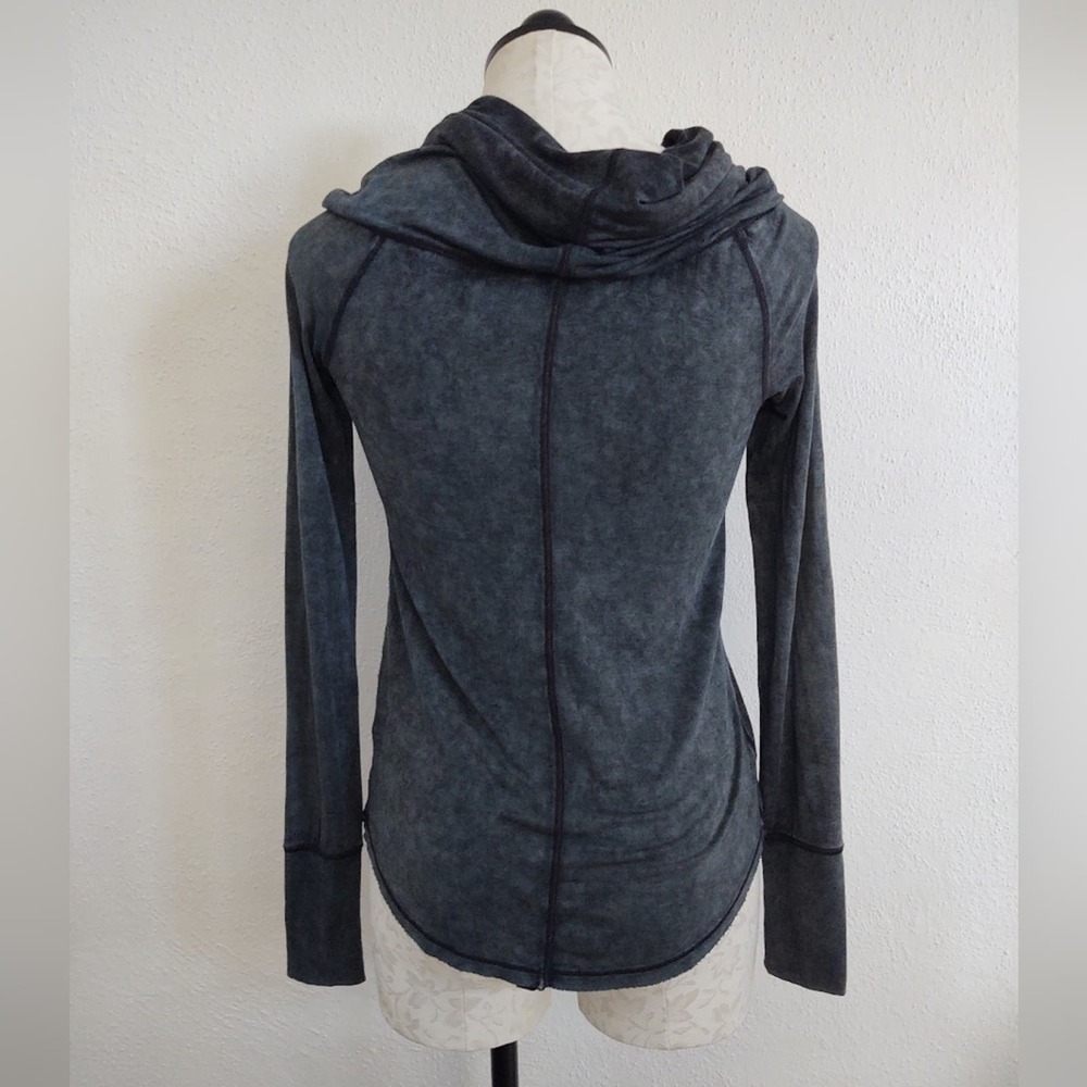 Free People We The Free  Cosmo Cowl Neck Top Long Sleeve Gray Size XS - Picture 5 of 11